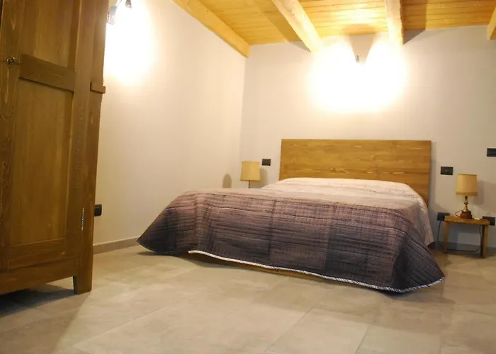La Casa Indaco * Фрабоза-Соттана